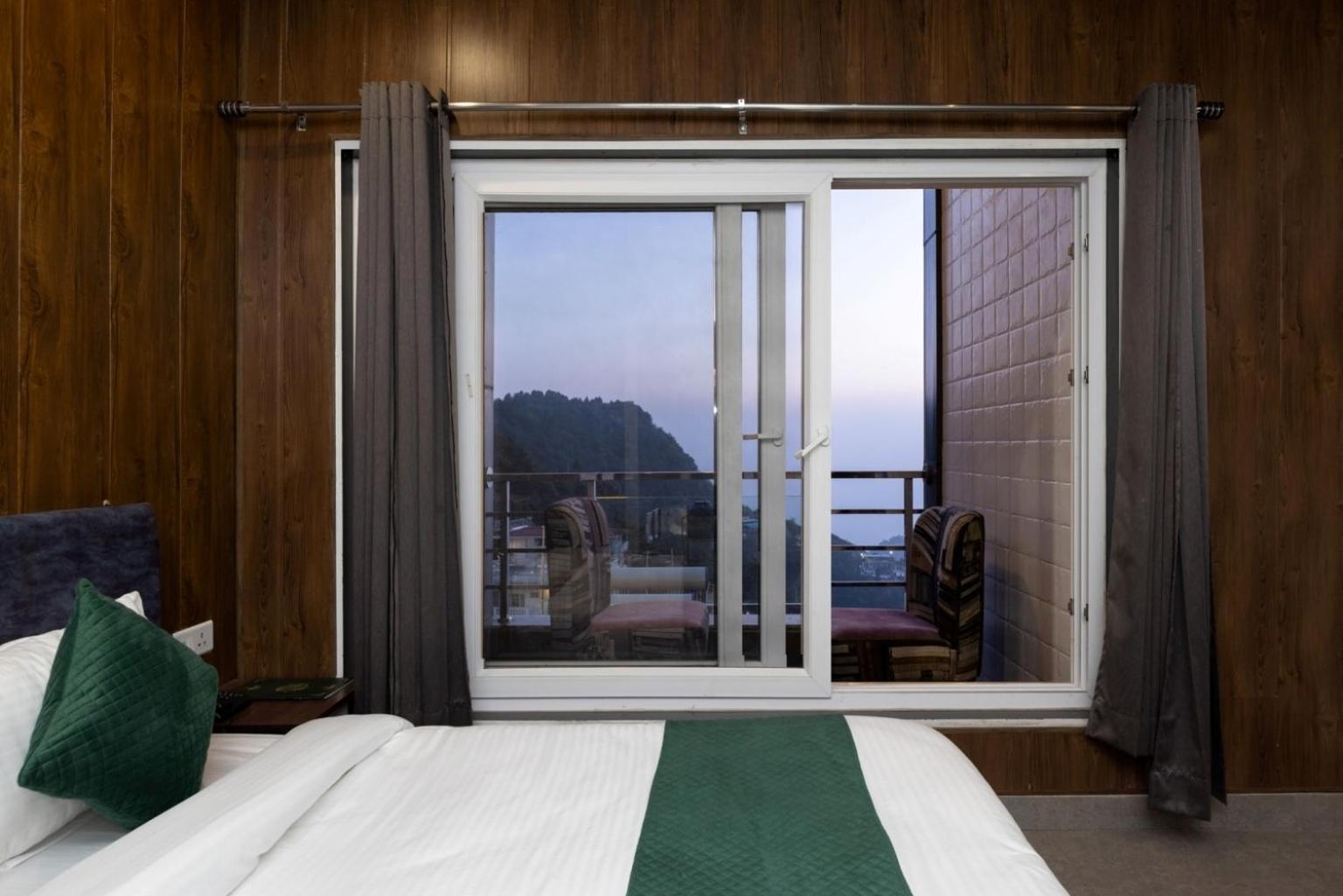 Hotel Park Royale Inn Mussoorie Quarto foto